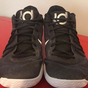 like new kd medium top basketball shoes